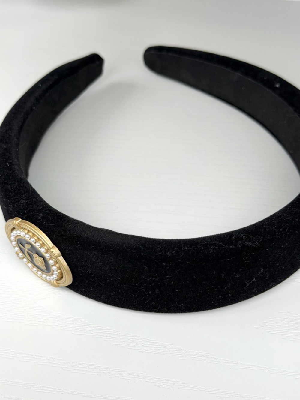Black Velvet Headband with Gold & Pearl Floral Emblem - Picture 2 of 3